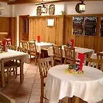 Euro Youth & Krone Hotel 3*