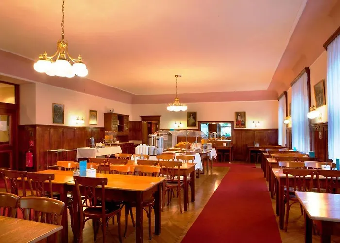 酒店 Euro Youth & Krone 巴德加斯坦